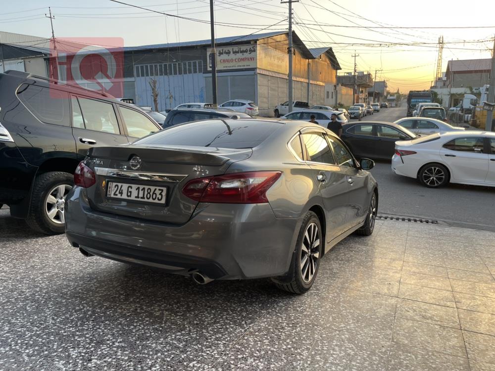 نیسان ئەلتیما